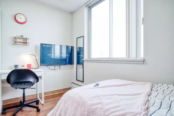 Coliving in Garneau - South Central, Edmonton