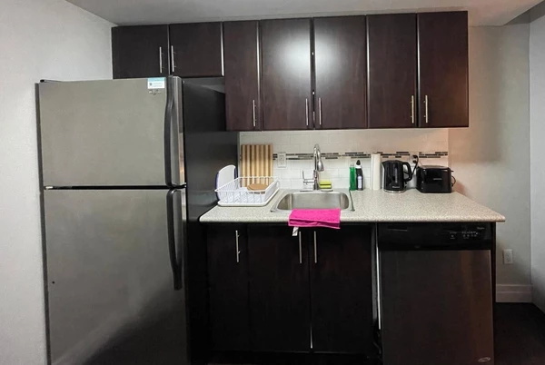 Coliving in Garneau - South Central, Edmonton