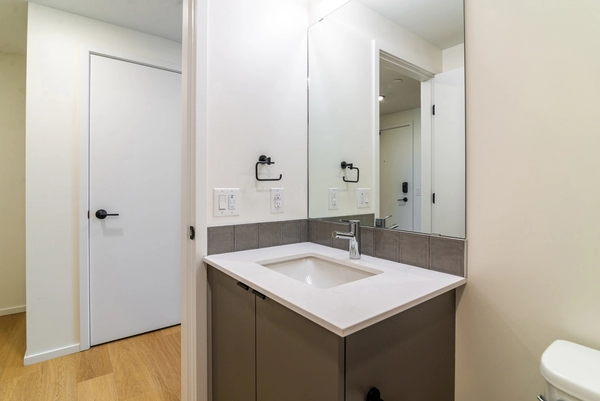 Coliving in Downtown Edmonton - Central Edmonton, Edmonton