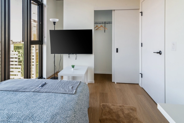 Coliving in Downtown Edmonton - Central Edmonton, Edmonton