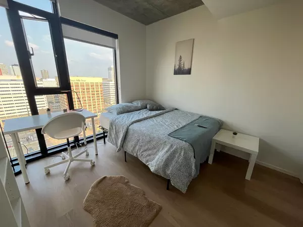 Coliving in Downtown Edmonton - Central Edmonton, Edmonton