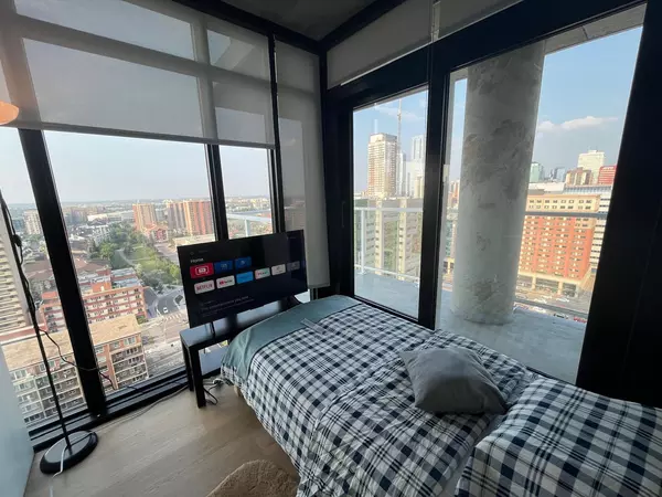 Coliving in Downtown Edmonton - Central Edmonton, Edmonton