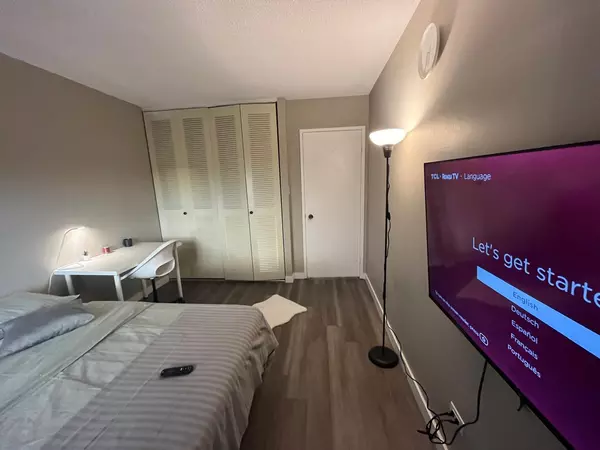 Coliving in Garneau - South Central, Edmonton