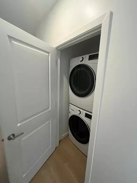 Coliving in Rossdale - Central Edmonton, Edmonton