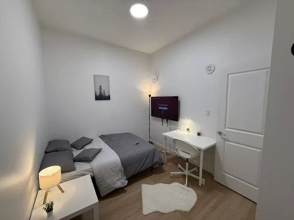 Coliving in Rossdale - Central Edmonton, Edmonton