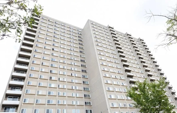 Coliving in Garneau - South Central, Edmonton