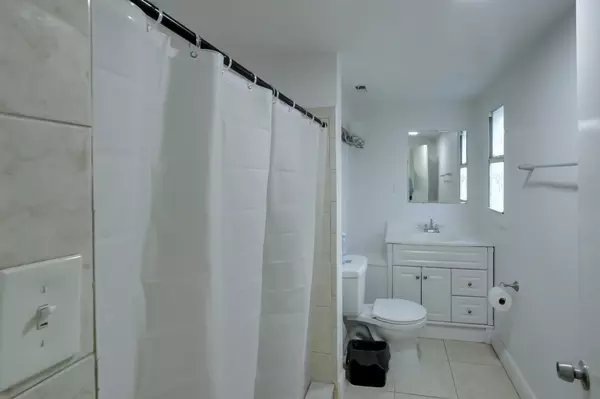 Coliving in Grant Park Tampa - East Tampa, Tampa