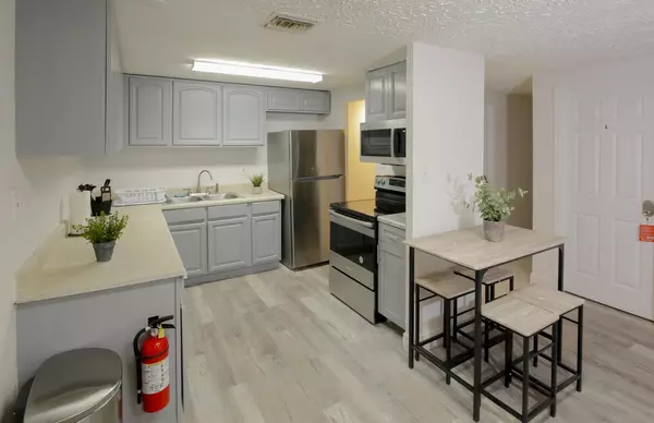 Coliving in Grant Park Tampa - East Tampa, Tampa