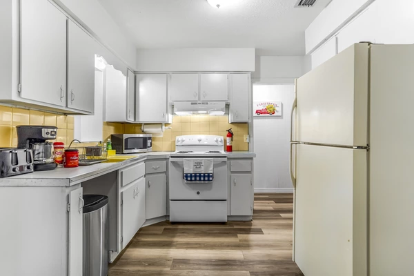 Coliving in Cedar Hills - Westside, Jacksonville