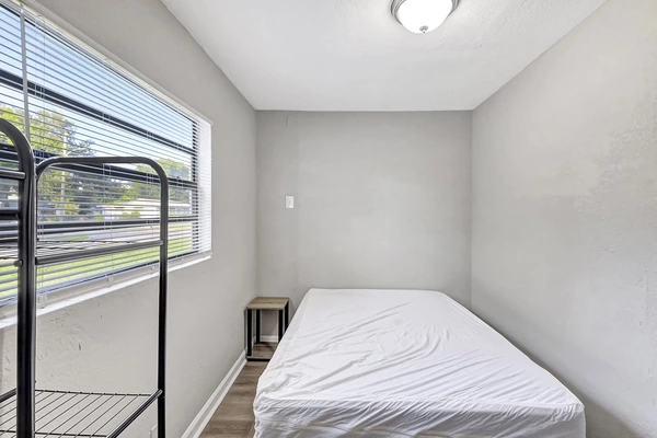 Coliving in Kenwood - Clearwater-St. Petersburg, Tampa