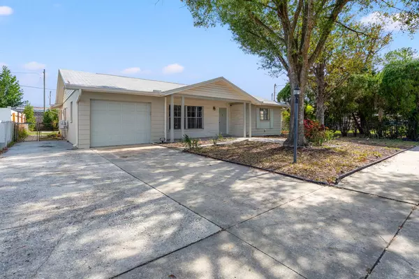 Coliving in University Square - North Tampa, Tampa