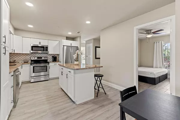 Coliving in University Square - North Tampa, Tampa