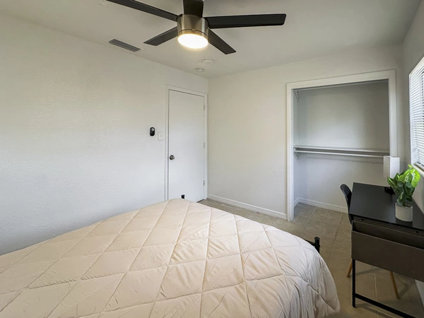 Coliving in Grant Park Tampa - East Tampa, Tampa