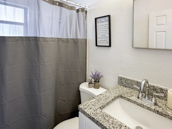 Coliving in Grant Park Tampa - East Tampa, Tampa