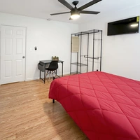 Coliving in Lealman - Clearwater-St. Petersburg, Tampa