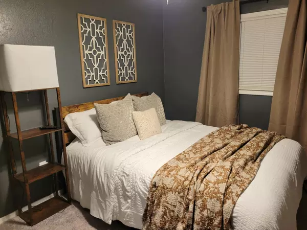 Coliving in Blue Hills - KCMO, Kansas City