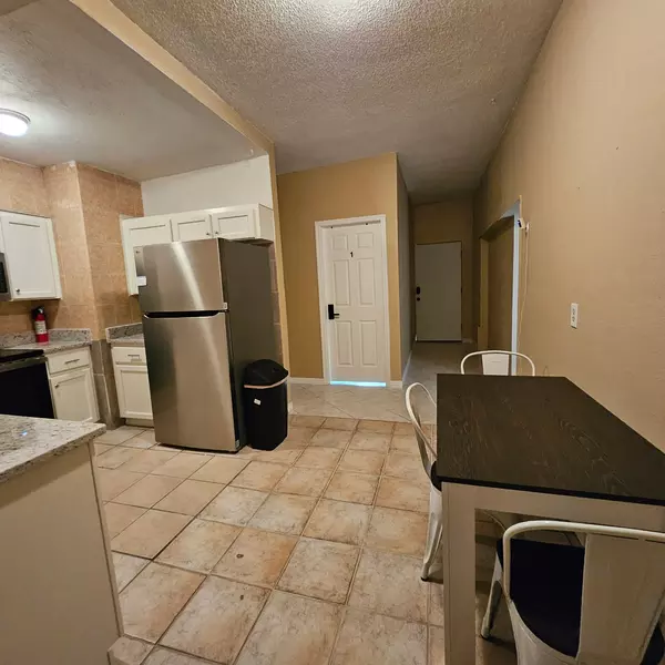 Coliving in Holden Heights - Central Orlando, Orlando