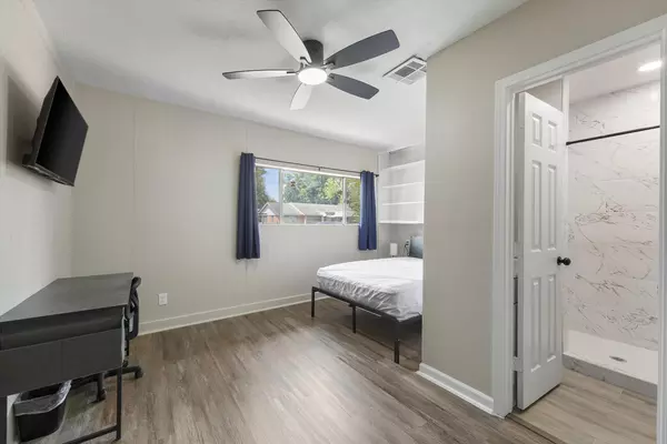 Coliving in Atascocita - Ne Houston, Houston