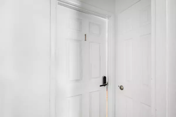 Coliving in Cedar Hills - Westside, Jacksonville