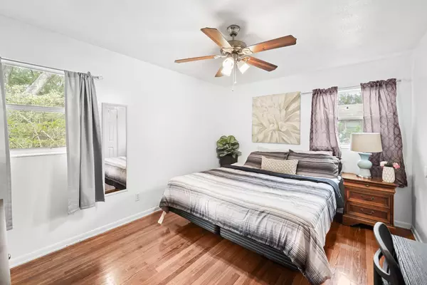 Coliving in Cedar Hills - Westside, Jacksonville