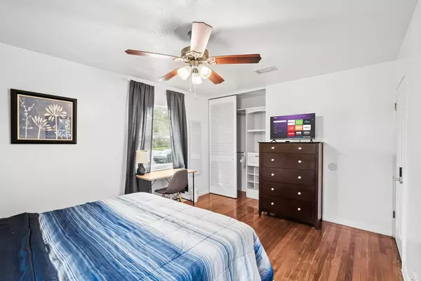 Coliving in Cedar Hills - Westside, Jacksonville