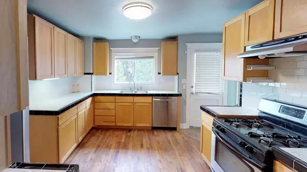 Coliving in Woodlawn Portland - NE Portland, Portland