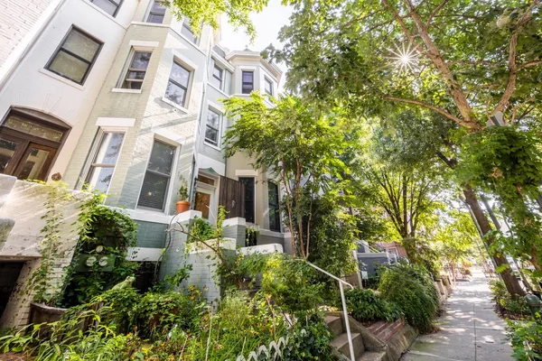 3 bedrooms apartment for rent in Adams Morgan - NW DC, Washington DC