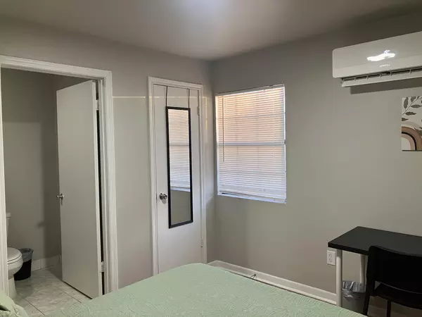 Coliving in Acres Home - Nw Houston, Houston