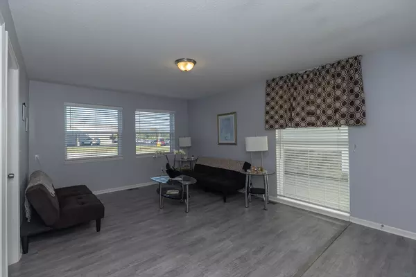 Coliving in Red Bridge - KCMO, Kansas City