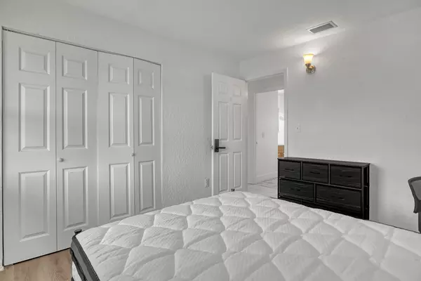 Coliving in Melbourne - Outer Orlando, Orlando