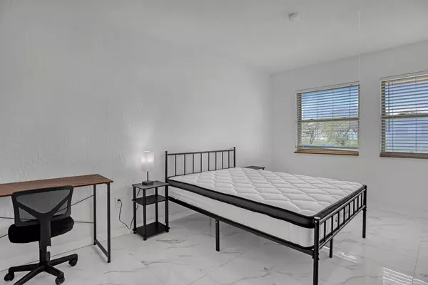 Coliving in Melbourne - Outer Orlando, Orlando