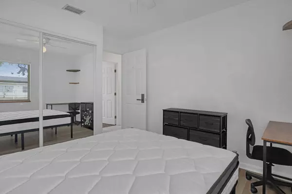 Coliving in Melbourne - Outer Orlando, Orlando