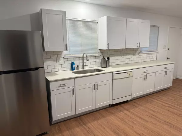 Coliving in Central Arlington - Arlington, Dallas