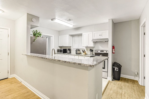 Coliving in Cedar Hills - Westside, Jacksonville