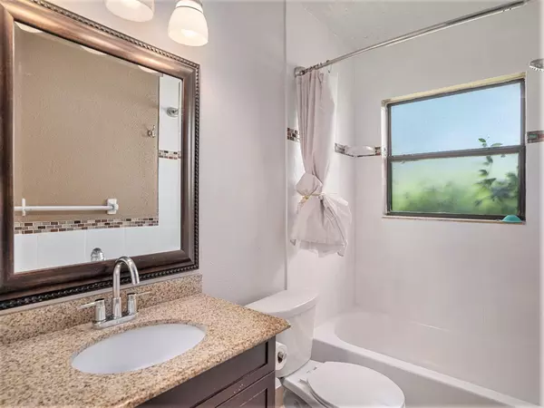 Coliving in Brandon - East Tampa, Tampa