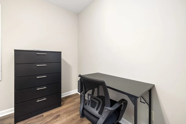 Coliving in Worthdale - South Raleigh, Raleigh