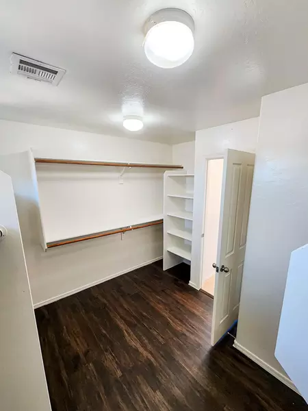 Coliving in Ahwatukee Footheels - Phoenix, Phoenix