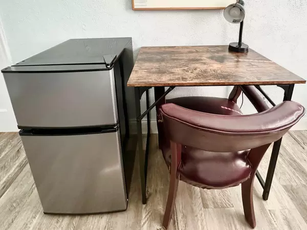 Coliving in Cedar Hills - Westside, Jacksonville