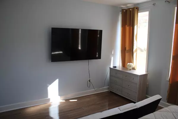 Coliving in Alexandria - Inner VA, Washington DC