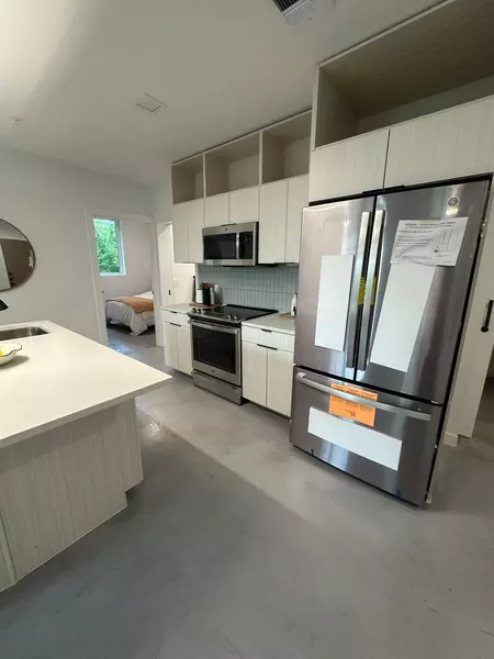 Coliving in Downtown Austin - Central Austin, Austin