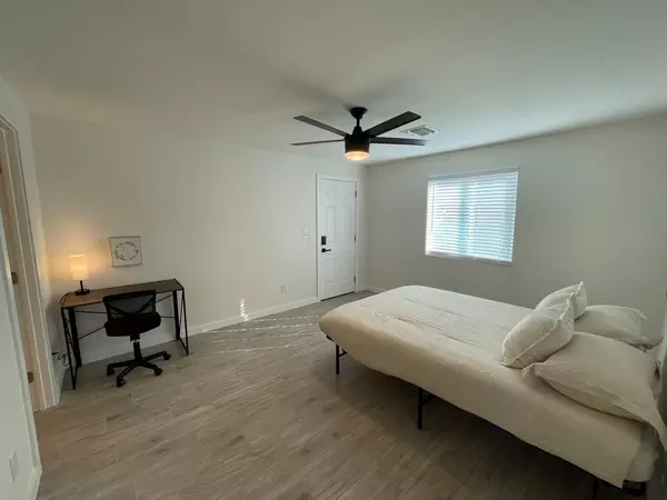 Coliving in Glendale - NW Valley, Phoenix