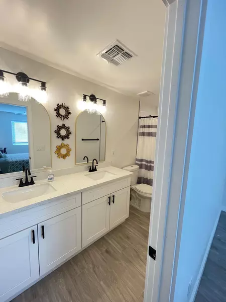 Coliving in Glendale - NW Valley, Phoenix