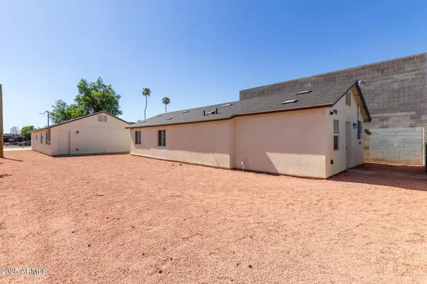 Coliving in Glendale - NW Valley, Phoenix