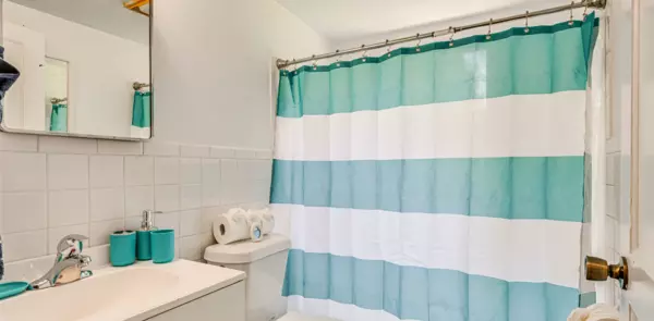 Coliving in Eastway - East Charlotte, Charlotte