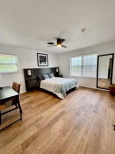 Coliving in University Hills - East Austin, Austin
