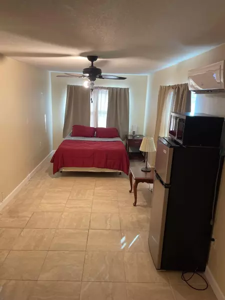 Coliving in Macfarlane Park - West Tampa, Tampa