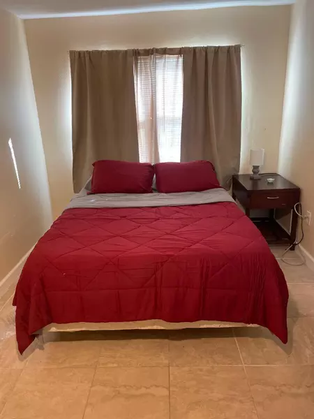 Coliving in Macfarlane Park - West Tampa, Tampa