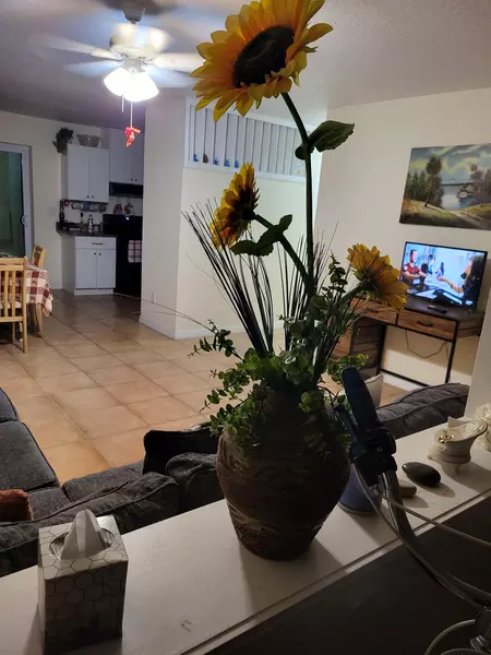 Coliving in Oak Ridge - West Orlando, Orlando
