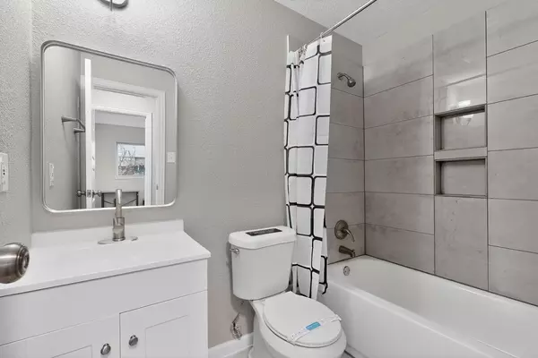 Coliving in Garland - Ne Dallas, Dallas