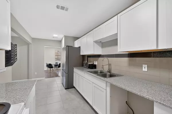 Coliving in Garland - Ne Dallas, Dallas